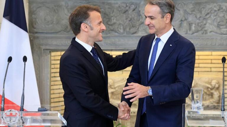 Politico: Μακρόν και Μητσοτάκης ζητούν παράταση αποπληρωμής του χρέους της πανδημίας