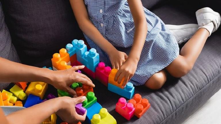 Νταντάδες της Γειτονιάς