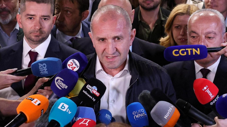 Κρεμλίνο: «Ενθαρρυντική» η στάση Ράντεφ μετά την εκλογική νίκη στη Βουλγαρία