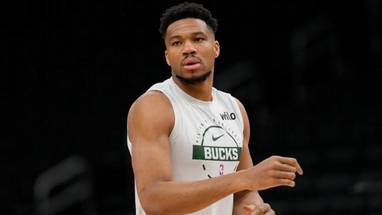 Χαμένος οικονομικά ο Γιάννης Αντετοκούνμπο από την κόντρα με τους Μπακς!