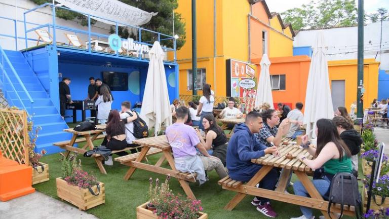 Η  καλή διάθεση, οι γεύσεις και τα πιο fun challenges συναντήθηκαν στο  Athens Street Food Festival, εκεί όπου χιλιάδες επισκέπτες βρέθηκαν για  να ανακαλύψουν street food προτάσεις από κάθε γωνιά  του κόσμου και να ζήσουν μια ξεχωριστή, γευστική εμπειρία.
