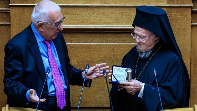 Ιστορική ομιλία του Πατριάρχη Βαρθολομαίου στη Βουλή: Στο επίκεντρο άνθρωπος, περιβάλλον και ειρήνη