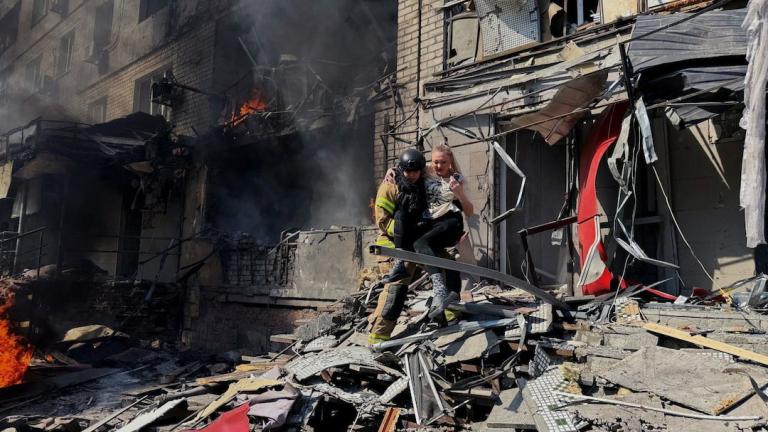 Ρωσία: Έξι νεκροί, ανάμεσά τους δύο παιδιά, από ουκρανικά πλήγματα - Απάντηση της Μόσχας με βομβαρδισμούς