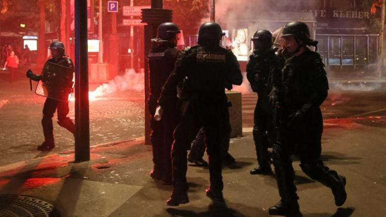 Κόλαση στο Παρίσι: Επεισόδια μετά την κατάκτηση του Champions League από την Παρί!