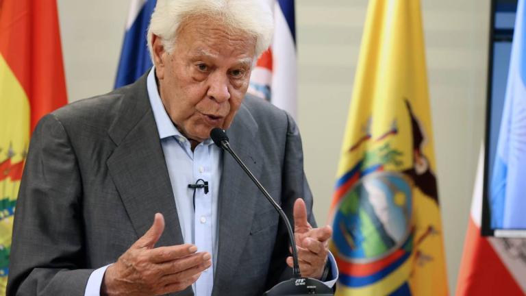 Ισπανία: Την προκήρυξη πρόωρων εκλογών ζητά ο πρώην πρωθυπουργός Φελίπε Γκονθάλεθ