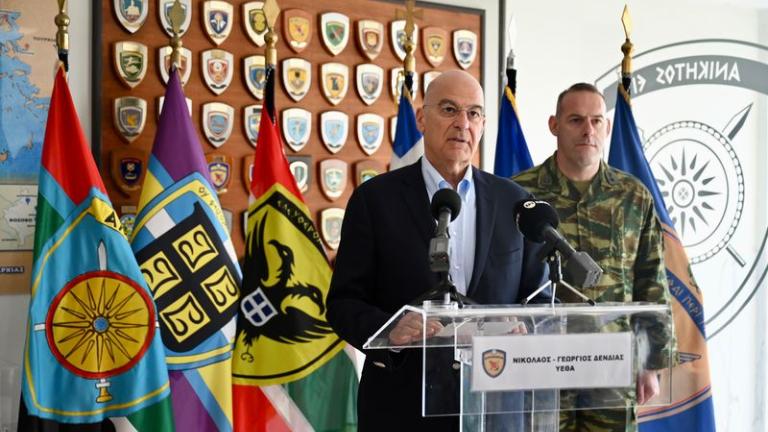 Ν. Δένδιας για στράτευση γυναικών: Προανήγγειλε την κατάταξη των πρώτων εθελοντριών θητείας με την 2026 Β’ΕΣΣΟ
