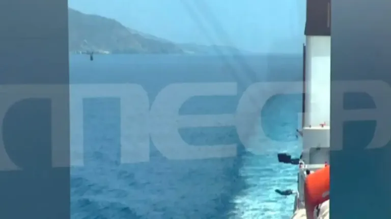Μυστήριο στο Αιγαίο: Ελικόπτερο παρενόχλησε πλοίο της γραμμής ανάμεσα σε Άνδρο και Μύκονο