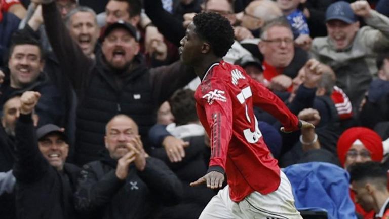 Premier League: Πήρε το ντέρμπι και επέστρεψα στα «αστέρια» η Μάντσεστερ Γιουνάιτεντ!