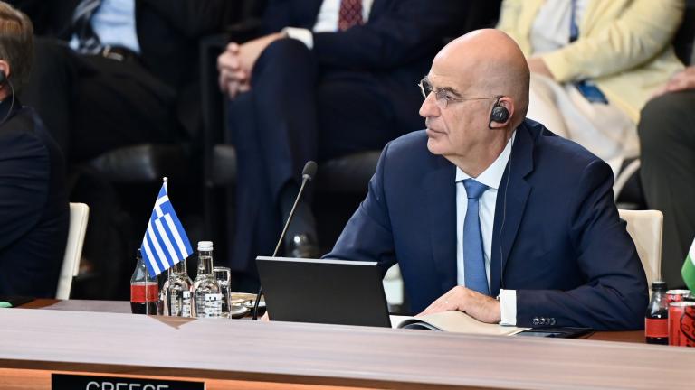 νικος δενδιας