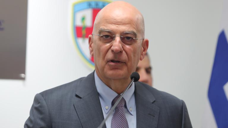 νικος δενδιας