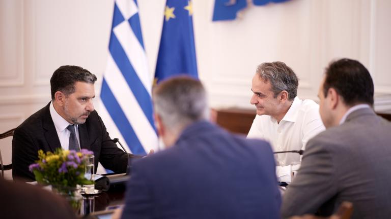 Συνάντηση Μητσοτάκη με στέλεχος της Amazon: Σχέδια για περαιτέρω επενδύσεις σε τεχνολογία και έρευνα στην Ελλάδα
