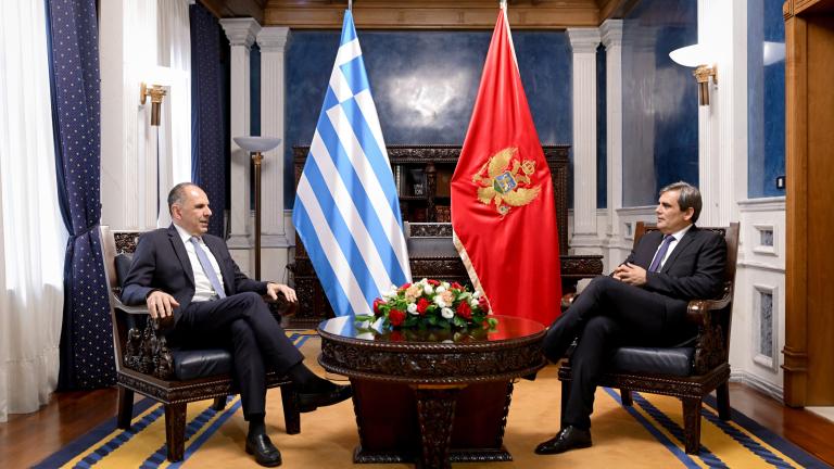 γεραπετρίτης  Μιλόικο Σπάγιτς και τον ομόλογό του Έρβιν Ιμπραήμοβιτς
