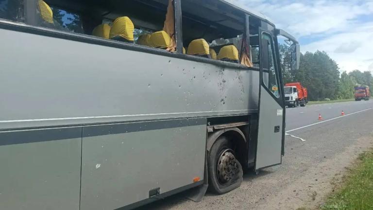 Ρωσία: Ένας νεκρός και έξι τραυματίες από επίθεση drone σε λεωφορείο με παιδιά — Διαψεύδει η Ουκρανία