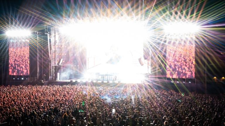 Τα Ημισκούμπρια επέστρεψαν με ένα sold out reunion στη σκηνή του Release Athens Festival (vid.)