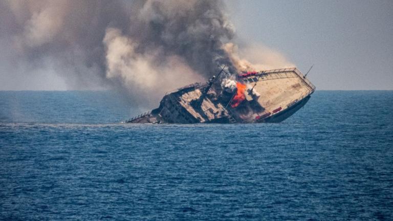 ΓΕΝ: Εκπαιδευτικές βολές Μονάδων του Στόλου, με πλήθος επιχειρησιακών σεναρίων – Εντυπωσιακές φωτογραφίες 