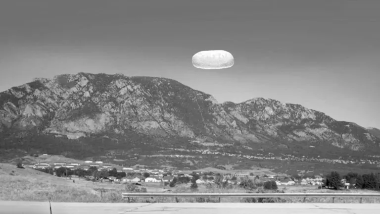 ΗΠΑ: Νέα αποχαρακτηρισμένα αρχεία για UFO έδωσε στη δημοσιότητα το Πεντάγωνο