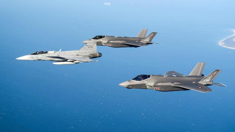 f35