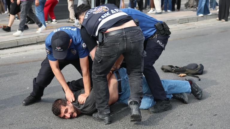 συλληψεις δημοσιογραφων