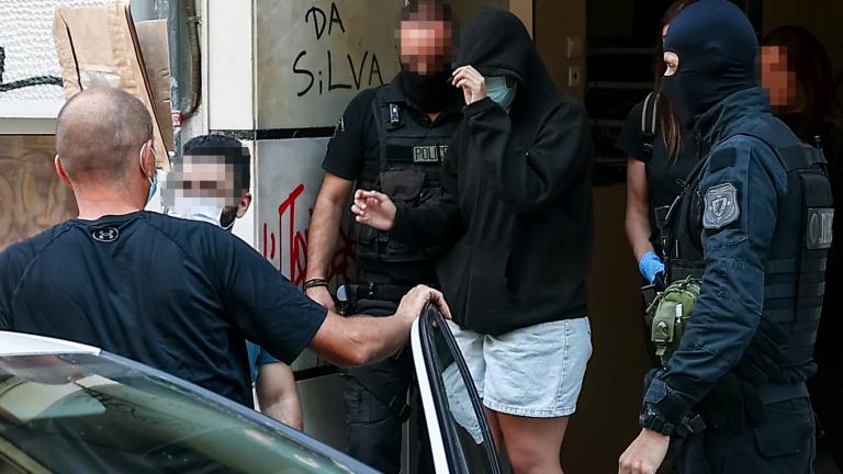 ΣΥΛΛΗΨΕΙΣ ΣΤΗ ΘΕΣΣΑΛΟΝΙΚΗ ΓΙΑ ΤΙΣ ΕΜΠΡΗΣΤΙΚΕΣ ΕΠΙΘΕΣΕΙΣ ΚΑΙ ΤΗ ΔΟΛΟΦΟΝΙΑ ΤΗΣ ΒΑΓΙΑΣ ΝΕΣΤΟΡΑ