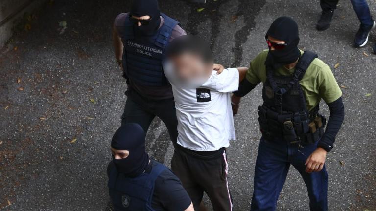 25χρονος