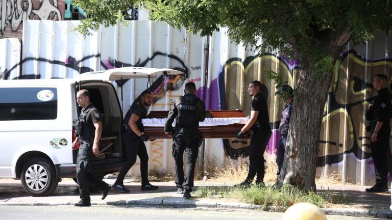 Θρίλερ στην Κυψέλη: Η νεκροψία-νεκροτομή θα ρίξει φως στην υπόθεση της γυναίκας που βρέθηκε νεκρή σε βαλίτσα