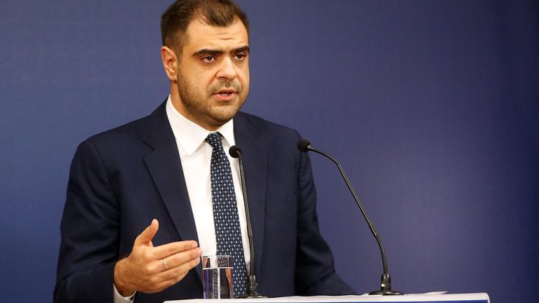 παυλος μαρινακης