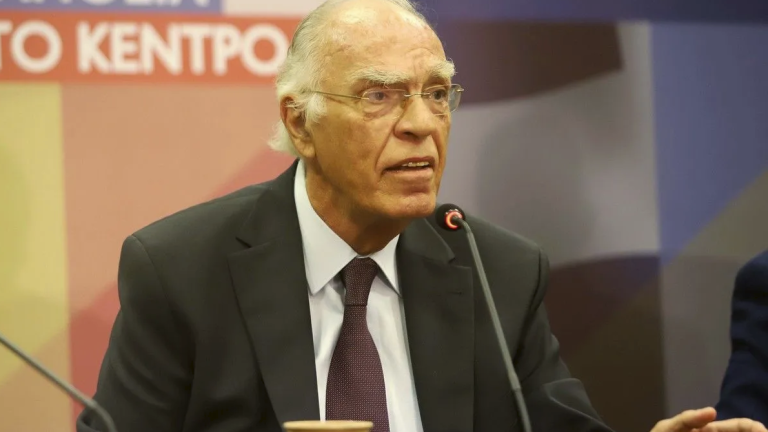 Πέθανε σε ηλικία 75 ετών ο Βασίλης Λεβέντης