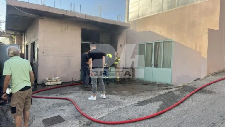 Χανιά: Σε κρίσιμη κατάσταση ο εγκαυματίας από την έκρηξη σε βιοτεχνία σωστικών λέμβων