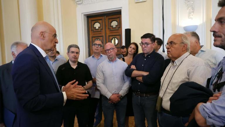 Ν. Δένδιας στο ThePressRoom για εξοπλιστικά προγράμματα και πρόγραμμα μεταπτυχιακών σπουδών 