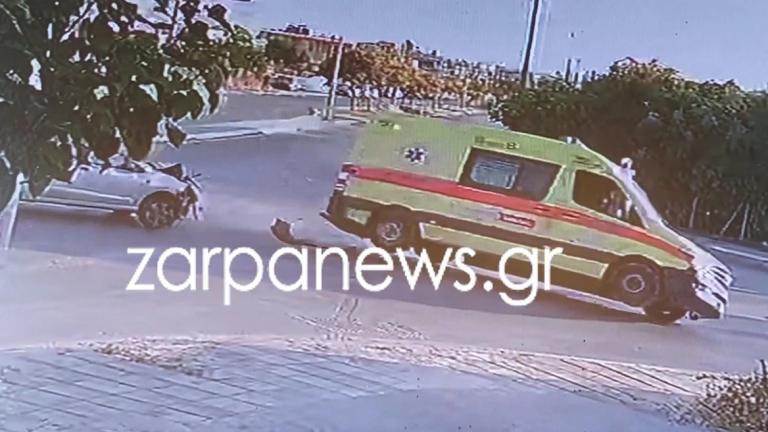 Τραγωδία στα Χανιά: Νεκρός ασθενής μετά από σύγκρουση ασθενοφόρου του ΕΚΑΒ με ΙΧ 