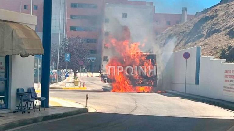 Καβάλα: Στις φλόγες αστικό λεωφορείο μέσα στο πάρκινγκ του Γενικού Νοσοκομείου