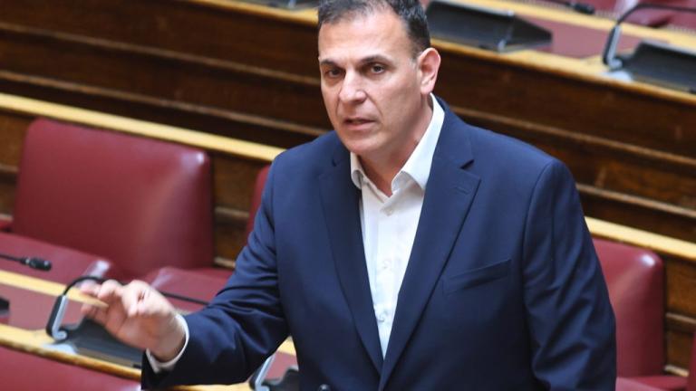 Παραιτήθηκε από τον ΣΥΡΙΖΑ και τη βουλευτική ιδιότητα ο Γιώργος Καραμέρος — Στηρίζει Αλέξη Τσίπρα