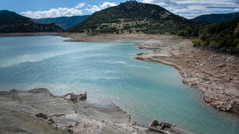 Σε τροχιά υλοποίησης μπαίνει ένα νέο πρόγραμμα χρηματοδότησης έργων ύδρευσης ύψους 65 εκατομμυρίων ευρώ από το Υπουργείο Περιβάλλοντος και Ενέργειας (ΥΠΕΝ), με στόχο την άμεση αντιμετώπιση των οξυμένων προβλημάτων λειψυδρίας στην επικράτεια.