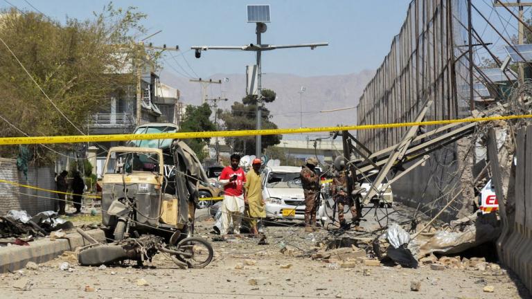 Πακιστάν: Τουλάχιστον 15 νεκροί από επίθεση αυτοκτονίας