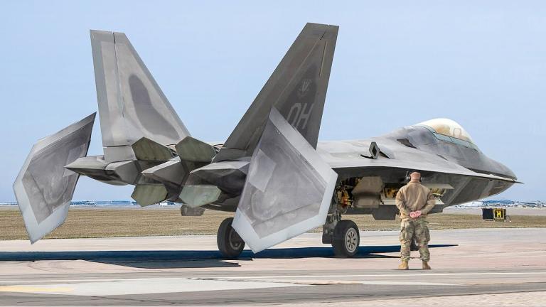 Ισραήλ: Οι ΗΠΑ απέσυραν δέκα μαχητικά Stealth F-22