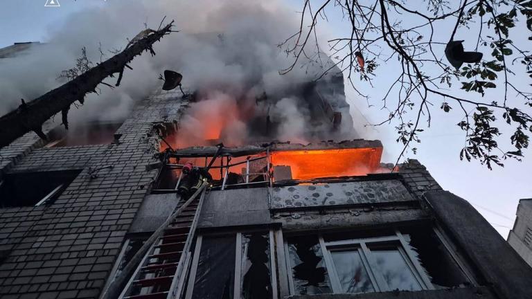 Τουλάχιστον 13 νεκροί από νέες ρωσικές επιδρομές στην Ουκρανία – Μαχητικά απογείωσε η Πολωνία