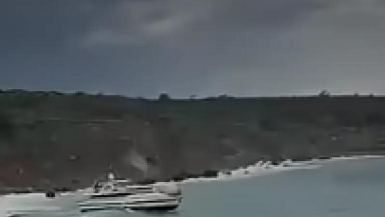 Συναγερμός στο Κάβο Γκρέκο: Βύθιση δύο σκαφών λόγω σφοδρής θαλασσοταραχής — Επιχείρηση διάσωσης με ελικόπτερο