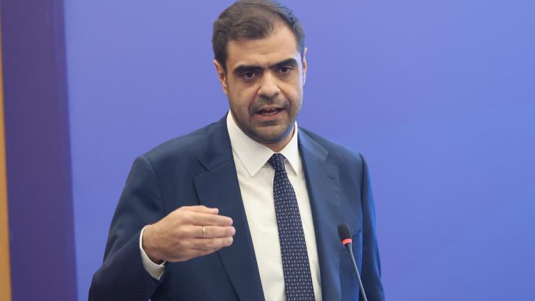 παυλος μαρινακης
