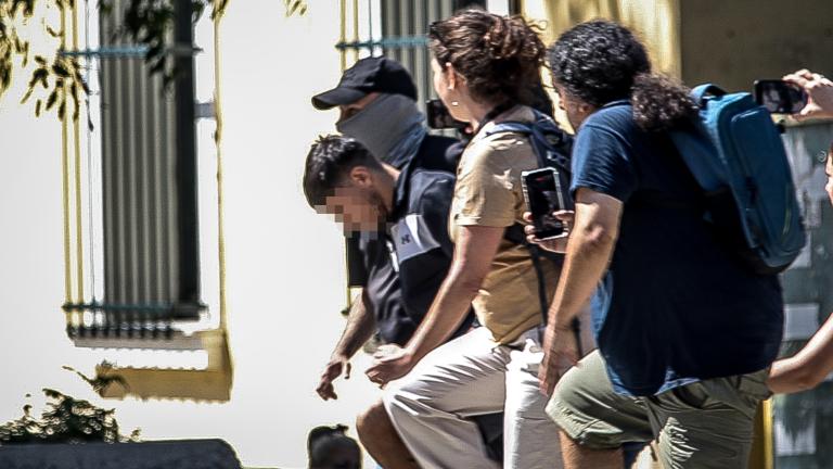 αφγανος και δολοφονια βρετανιδας
