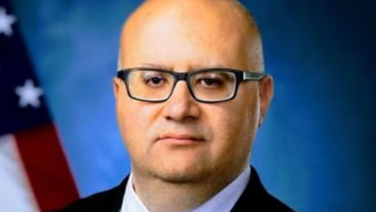 Άντονι Γκουγκλιέμο secret service