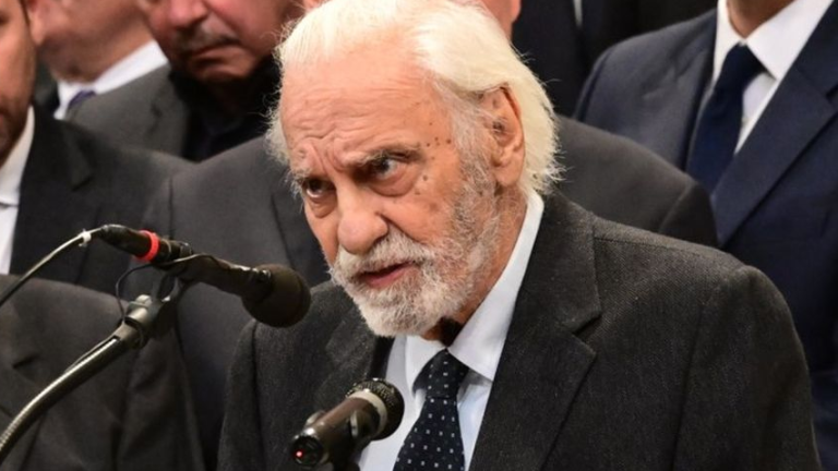 Ο πολιτικός κόσμος για Κωνσταντίνο Τσουκαλά: «Σφράγισε τη σύγχρονη ελληνική κοινωνιολογία και πολιτική σκέψη»