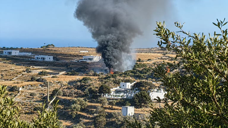 Σίφνος: Τρεις νεκροί από τη συντριβή ιδιωτικού ελικοπτέρου – Έρευνα του ΕΟΔΑΣΑΑΜ για τα αίτια