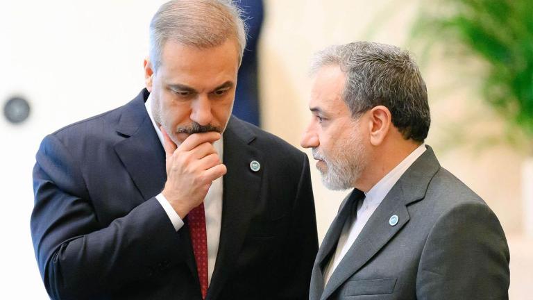 Φιντάν – Αραγτσί: Επικοινωνία για το άνοιγμα του Ορμούζ και τη διατήρηση της εκεχειρίας