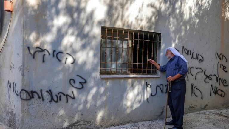 Νέος κύκλος εμπρηστικών επιθέσεων στη Δυτική Όχθη: Πυρπόληση τζαμιού, συλλήψεις και οξείες αντιδράσεις από Ισραηλινούς αξιωματούχους