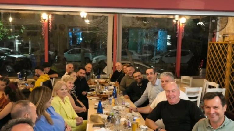 «Συνεχίζουμε»: Το μήνυμα Δημητριάδη από τη συνάντηση με τοπικά στελέχη στους Αγίους Αναργύρους