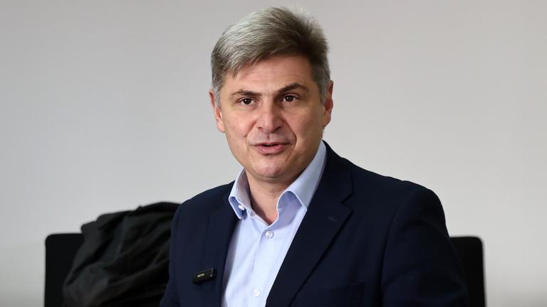φαραντουρης
