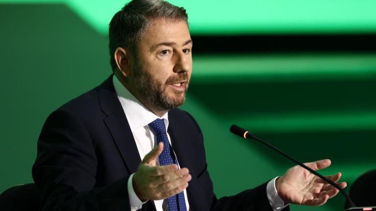 Ανδρουλάκης από ΔΕΘ: Διμέτωπη επίθεση σε κυβέρνηση και Τσίπρα – Στόχος η πρωτιά του ΠΑΣΟΚ