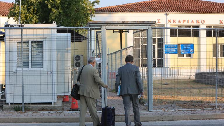 Εξελίξεις στη δίκη των Τεμπών: Άρση απορρήτου για το κινητό του σταθμάρχη και συγκλονιστικές μαρτυρίες συγγενών