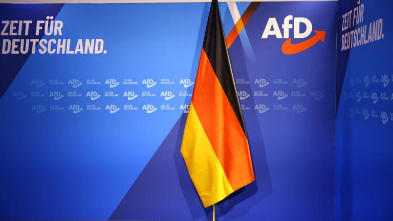 Τραμπ: Χαιρετίζει την άνοδο του AfD και την αποδίδει στους «φρικτούς» μεταναστευτικούς κανόνες της Γερμανίας