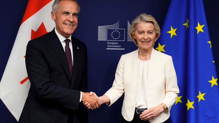 Politico: Αιφνιδιασμός στα κράτη-μέλη της Ε.Ε. από την πρόταση της Φον ντερ Λάιεν για τον Καναδά